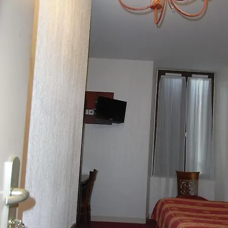 Du Parc 3*
